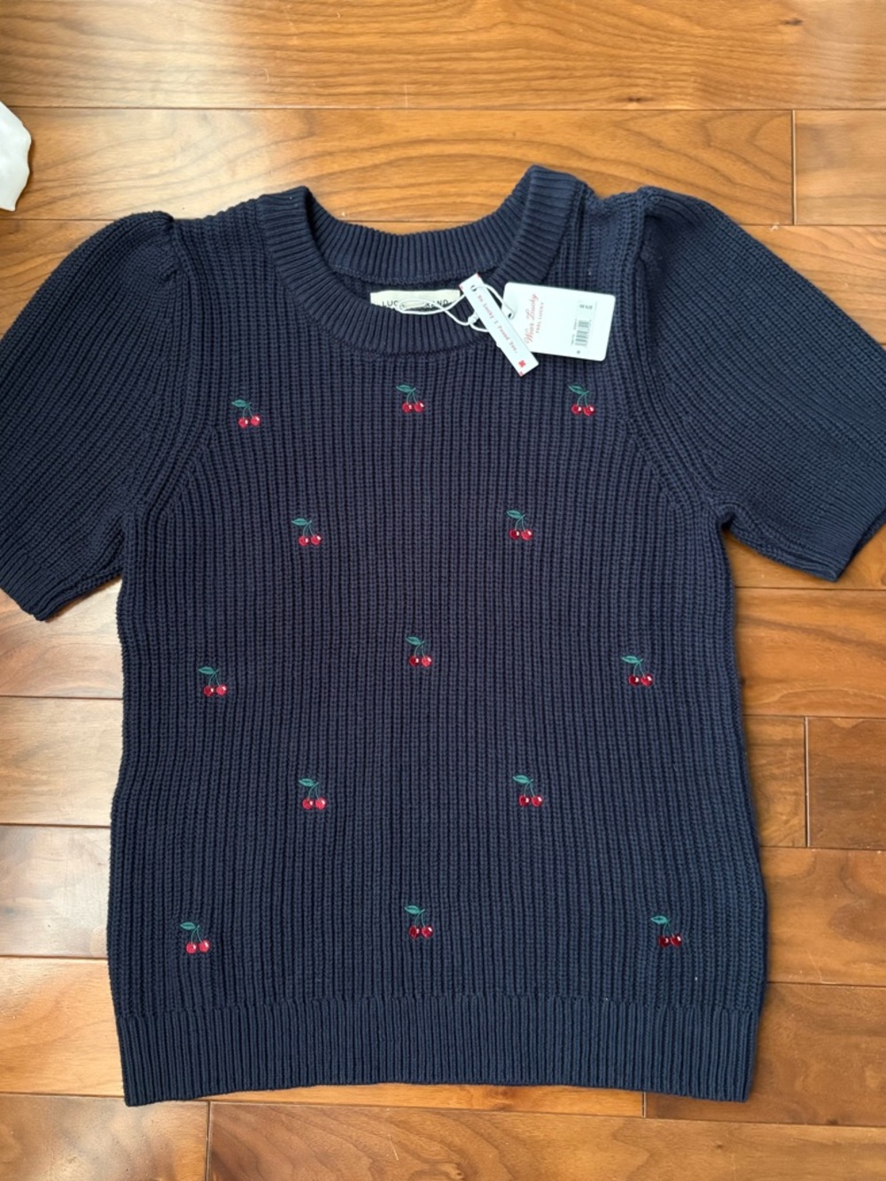 Lucky Brand puff sleeve cherry print short sleeve sweater top size medium